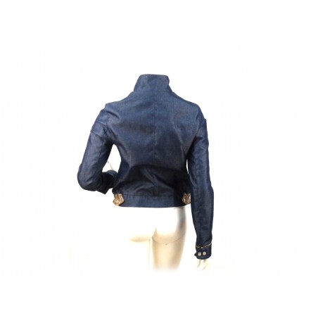 Short slim woman jacket with animalier contrast zip.