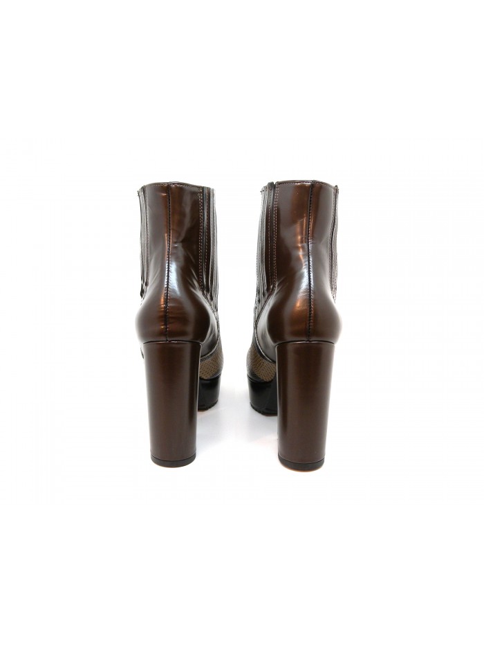 Tipe e Tacchi Scarpe Donna Art. Lucertola Col. Turf. Big Elastico Nero