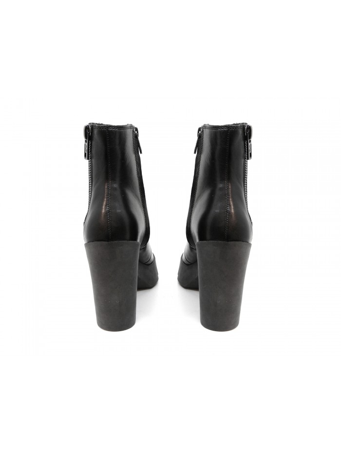 ASH Women's Shoes Art. Trouble Black Elba