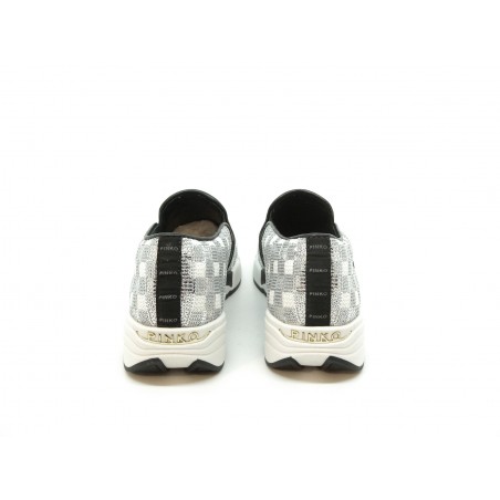 Sequins woman sneakers in embroidered fabric with sequin decoration squared, comfortable and casual rubber sole.