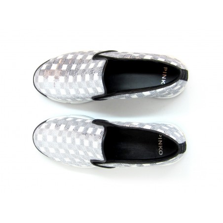 Sequins woman sneakers in embroidered fabric with sequin decoration squared, comfortable and casual rubber sole.