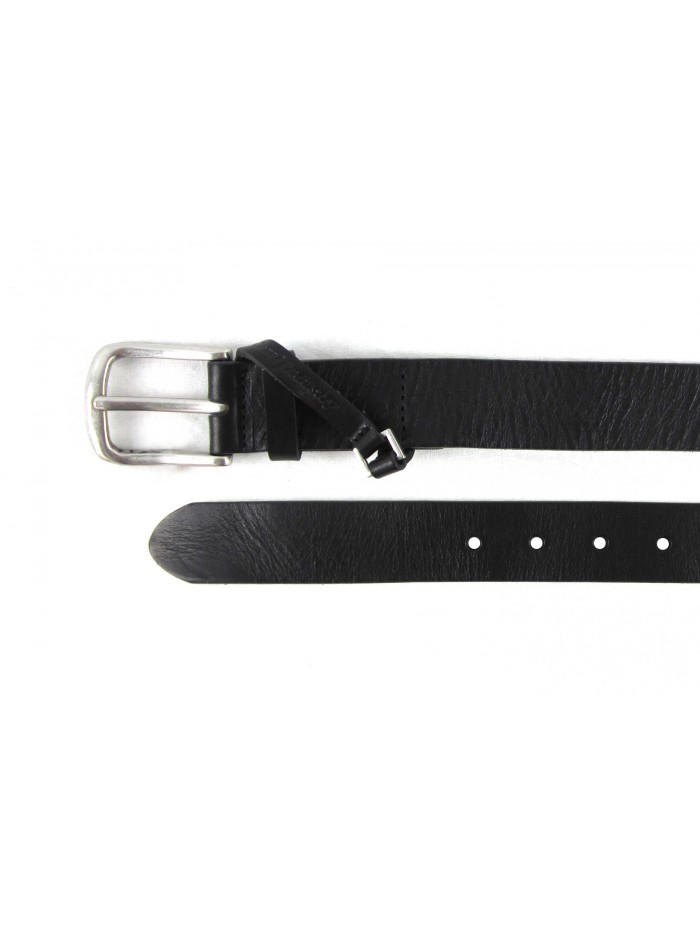 Benicio Service Unisex belt, antique metal buckle hot stamped Diesel Industry logo. Benicio Service Unisex belt, antique metal buckle hot stamped Diesel Industry logo.