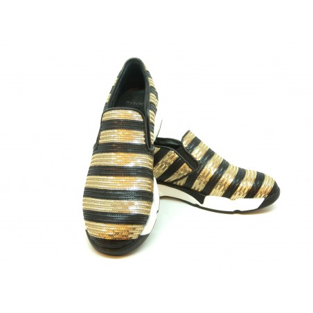 Sneakers Donna Diamante in tessuto ricamato con paillettes decorazione a righe suola in gomma comode e casual.