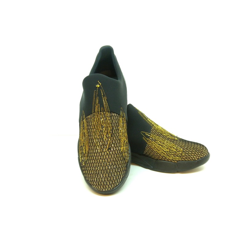 Women's Sneakers Diamante embroidered fabric with sequins striped decoration comfortable and casual rubber sole.