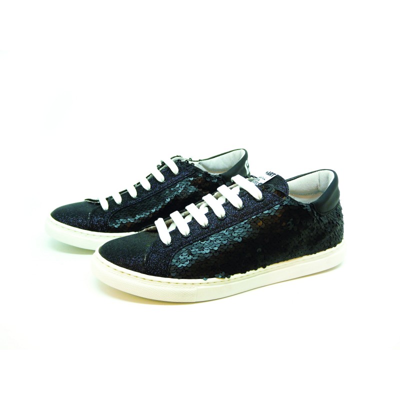 Women's shoes Sneakers with side sequins and black glitter on round tip, rubber sole. Women's shoes Sneakers with side sequins and black glitter on round tip, rubber sole.
