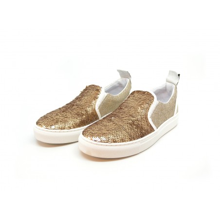 Women's Shoes Sneakers with sequins and glitter gold slip on model with round toe and rubber sole. Women's Shoes Sneakers with sequins and glitter gold slip on model with round toe and rubber sole.