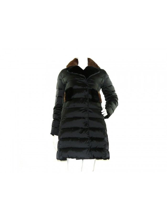 VDP - Via delle Perle Piumino Donna Art. OK402 Nero VDP - Via delle Perle Piumino Donna Art. OK402 Nero