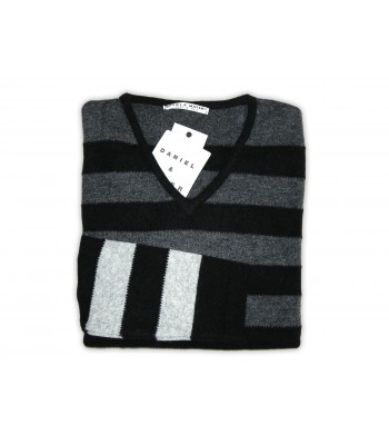 Daniel & Mayer Women's V-neck Sweater Art. 20103 Gray / Black