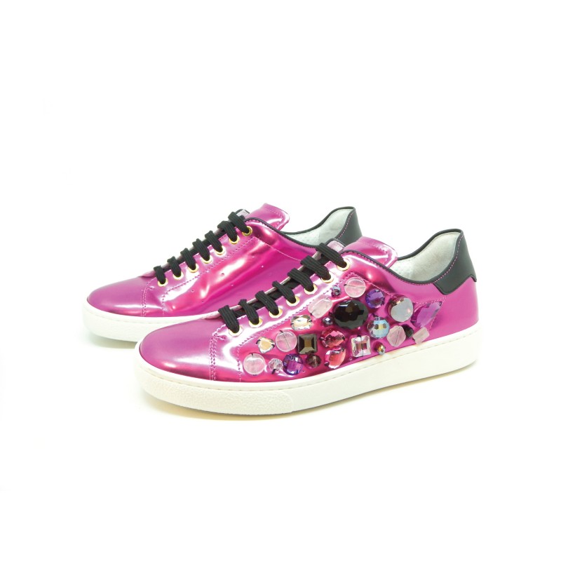 Women's Shoes Sneakers Ginnico Stones and Side Mirrors with white rubber sole. Women's Shoes Sneakers Ginnico Stones and Side Mirrors with white rubber sole.