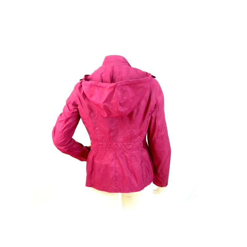 Women's 4-pocket jacket with concealed buttons. Detachable hood