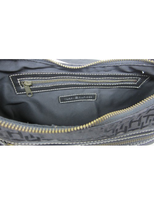 Borsa Donna Chelsea mezzaluna in tessuto con loghi modulari.