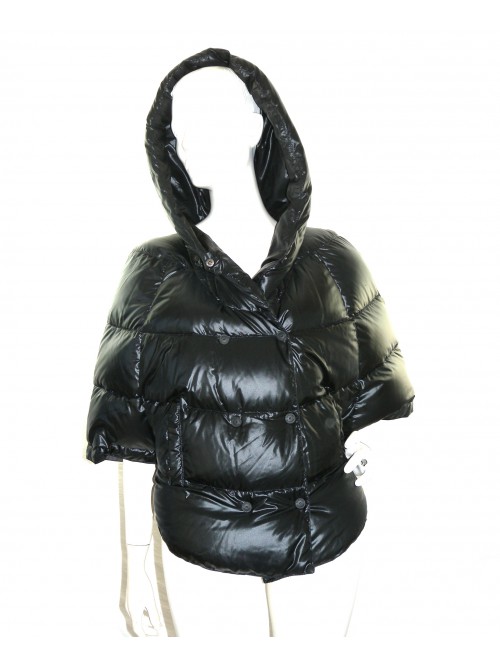 Bomboogie Giubbotto Mantella Donna Mod. GW9638 CDS 90 Nero Bomboogie Giubbotto Mantella Donna Mod. GW9638 CDS 90 Nero