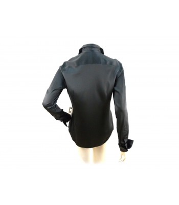 Solid color women's shirt, classic cut. 2