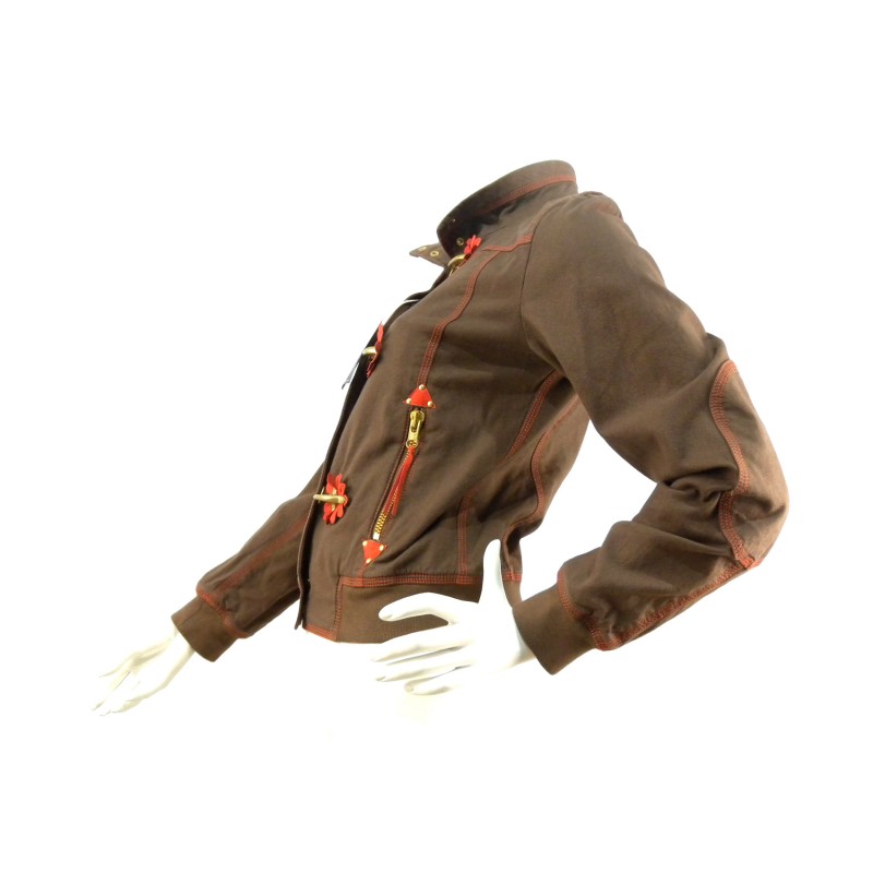 Short woman jacket with hook and contrast flowers decor.