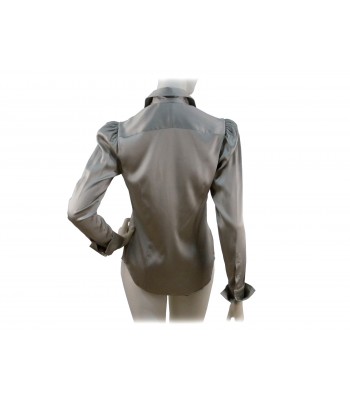 Solid color women's shirt, classic cut with a mirror. 2