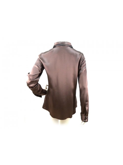 Woman shirt with double collar and flap closure with animal fantasy