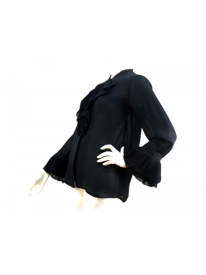 Camicia Donna collo coreana con decoro plissè e maniche 3/4.