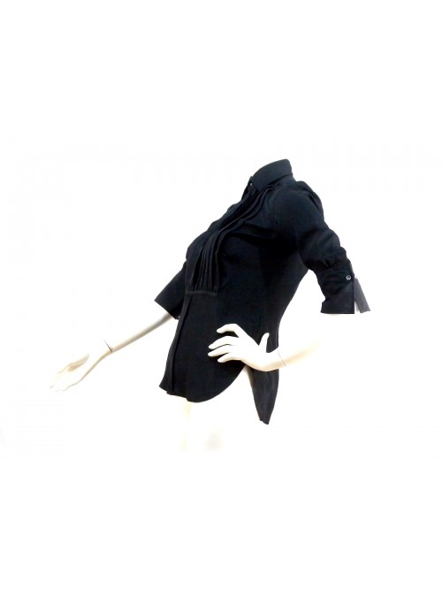 Shirt Woman with collar spread, chest fired