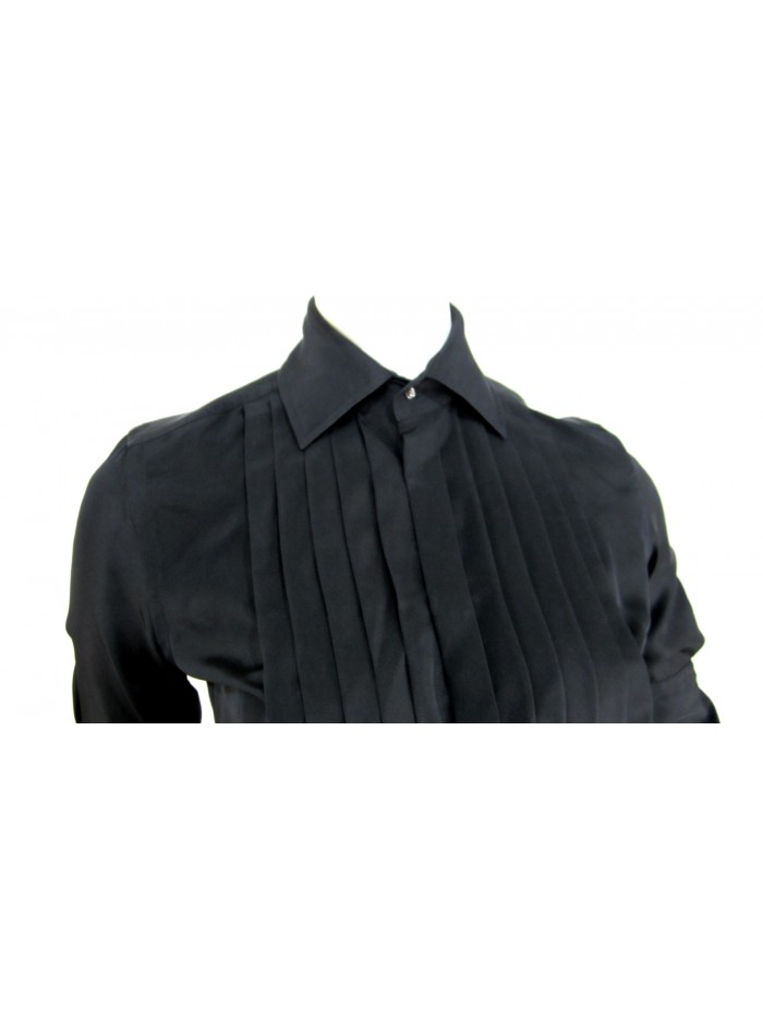 Shirt Woman with collar spread, chest fired