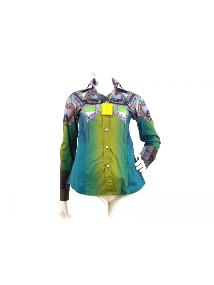 Parrot woman shirt with central symmetry. Parrot woman shirt with central symmetry.