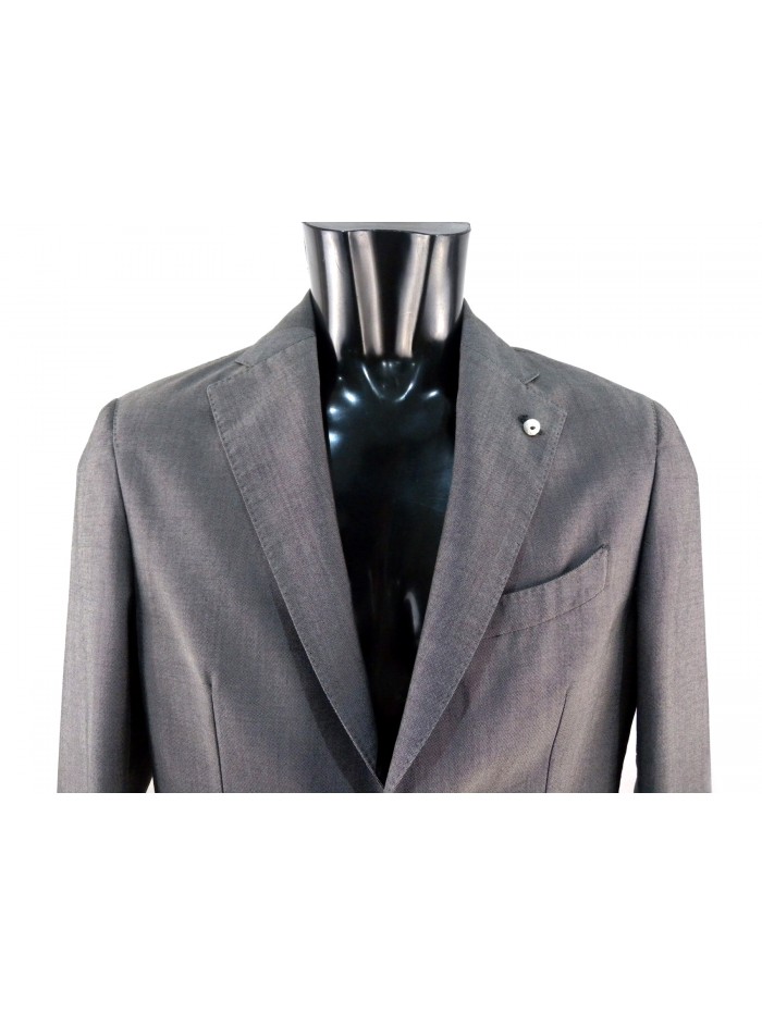 Unlined gray man jacket.
