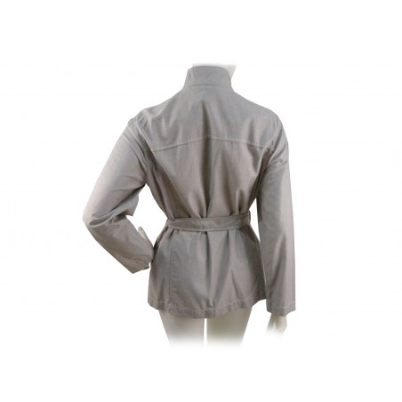 Women's long jacket with zip closure and press-studs waist belt with knot and 2 pockets with hooks.