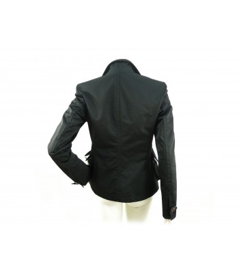 Short women's jacket 2 overlapping pockets with wide buttons. 2