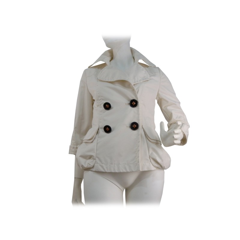 Double breasted woman jacket 2 overlapping pockets with wide buttons and 3/4 sleeves. Double breasted woman jacket 2 overlapping pockets with wide buttons and 3/4 sleeves.