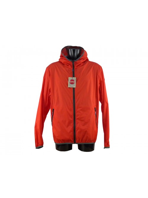 Giubbotto Uomo leggero light con cappuccio e 2 tasche zip. Giubbotto Uomo leggero light con cappuccio e 2 tasche zip.