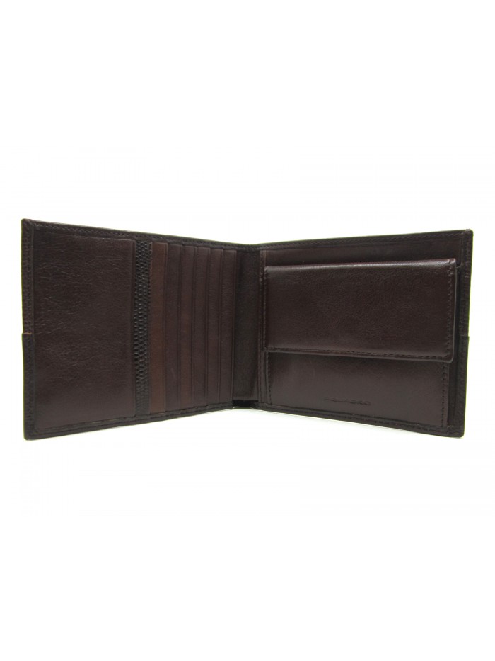 Man purse lined in contrast with credit card compartments