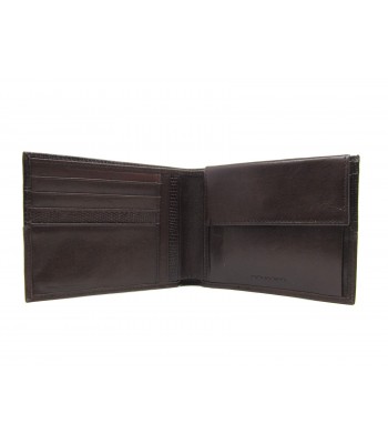 Man purse lined in contrast with credit card compartments 2