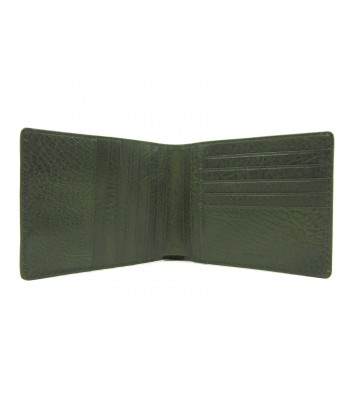 Man purse lined in contrast with credit card compartments 2