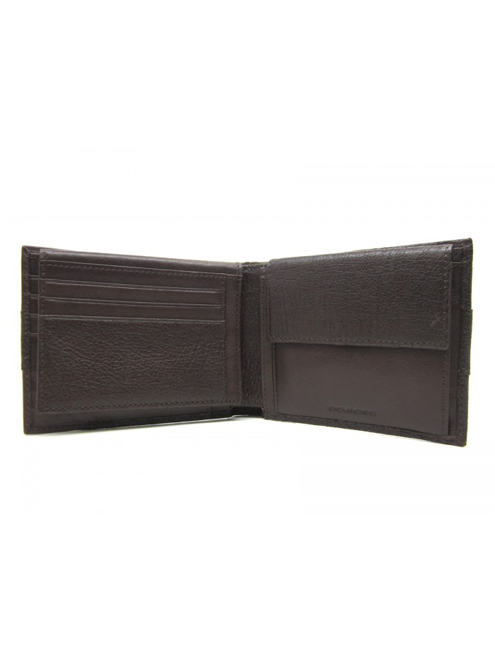 Man purse lined in contrast with credit card compartments