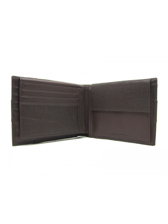 Man purse lined in contrast with credit card compartments