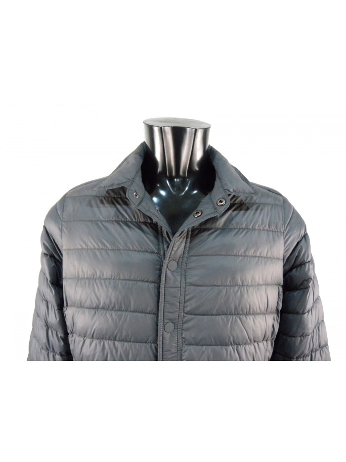 Padded Men's Jacket Classic style collar with pressure buttons