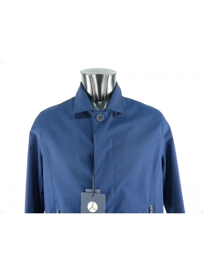 Man jacket with micro-patterned checkered fabric