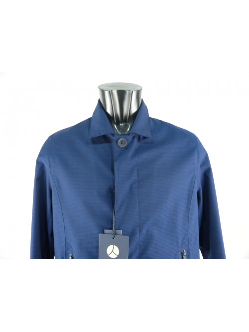 Man jacket with micro-patterned checkered fabric