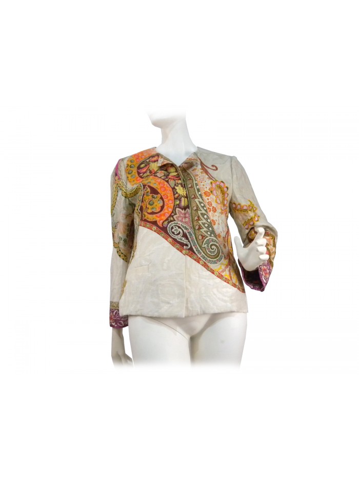 Unlined woman jacket, fabric with embossed arabesque pattern effect Unlined woman jacket, fabric with embossed arabesque pattern effect