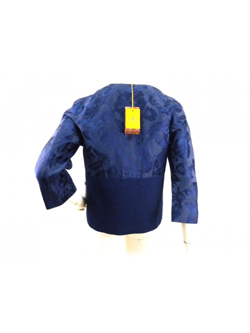 Woman jacket lined with damask fabric