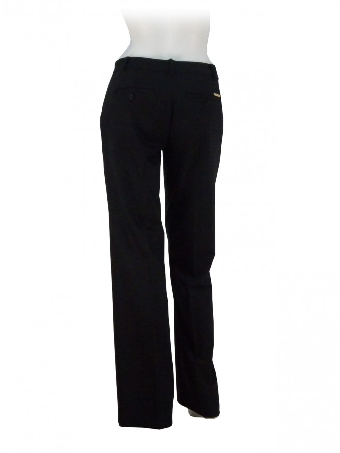 Pantalone Donna gamba larga, con tasche modello americane, vita bassa.