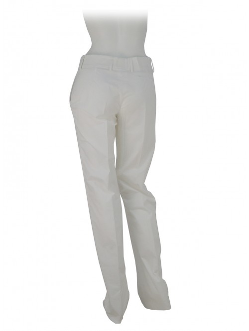 Pantalone Donna largo, vestibilità regolare, tasche modello americano.