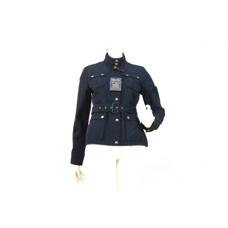 Short women's jacket with 4 pockets lined pressure buttons with adjustable belt. Short women's jacket with 4 pockets lined pressure buttons with adjustable belt.