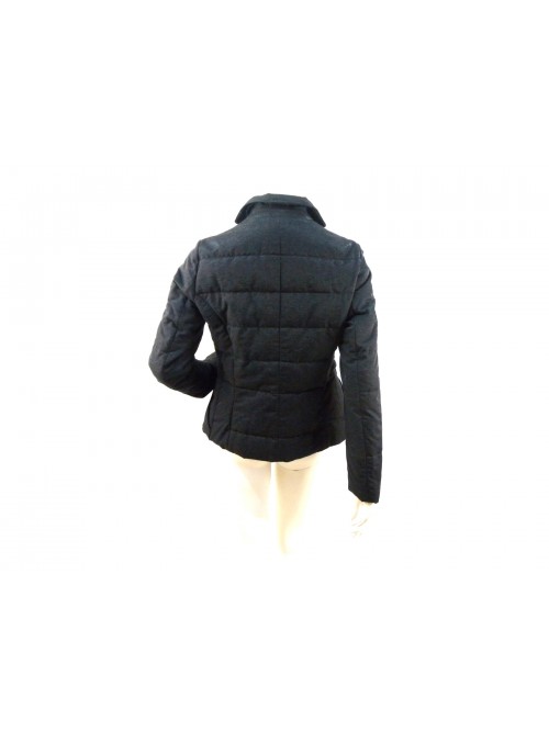 Woman jacket, male model, light padding, button closure