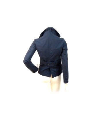 Short double breasted jacket with rear martingale. 2