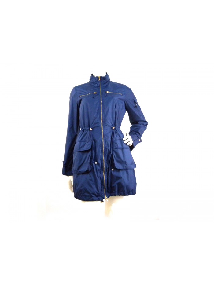 Giacca Donna con pistagna e cappuccio interno, coulisse vita, chiusura zip Giacca Donna con pistagna e cappuccio interno, coulisse vita, chiusura zip