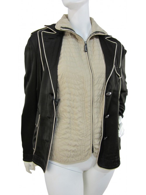 Women's jacket with a flared cut, with a contrasting border