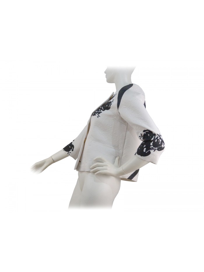 Short women's jacket, round collar, embossed damask fabric