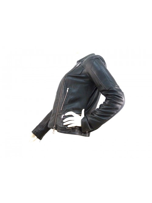 Woman biker jacket lined with light quilt