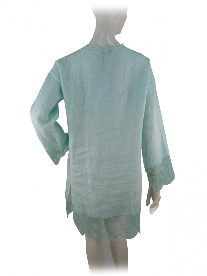 Woman long sleeve dress with chest buttons, wide fit