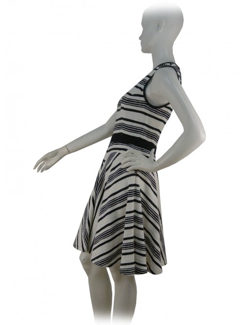 Woman dress wide shoulder, striped pattern, worked effect fabric